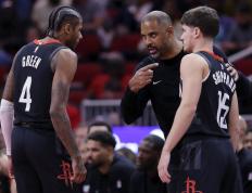 PG中国官网-雄鹿重回巅峰，球队士气高涨的简单介绍